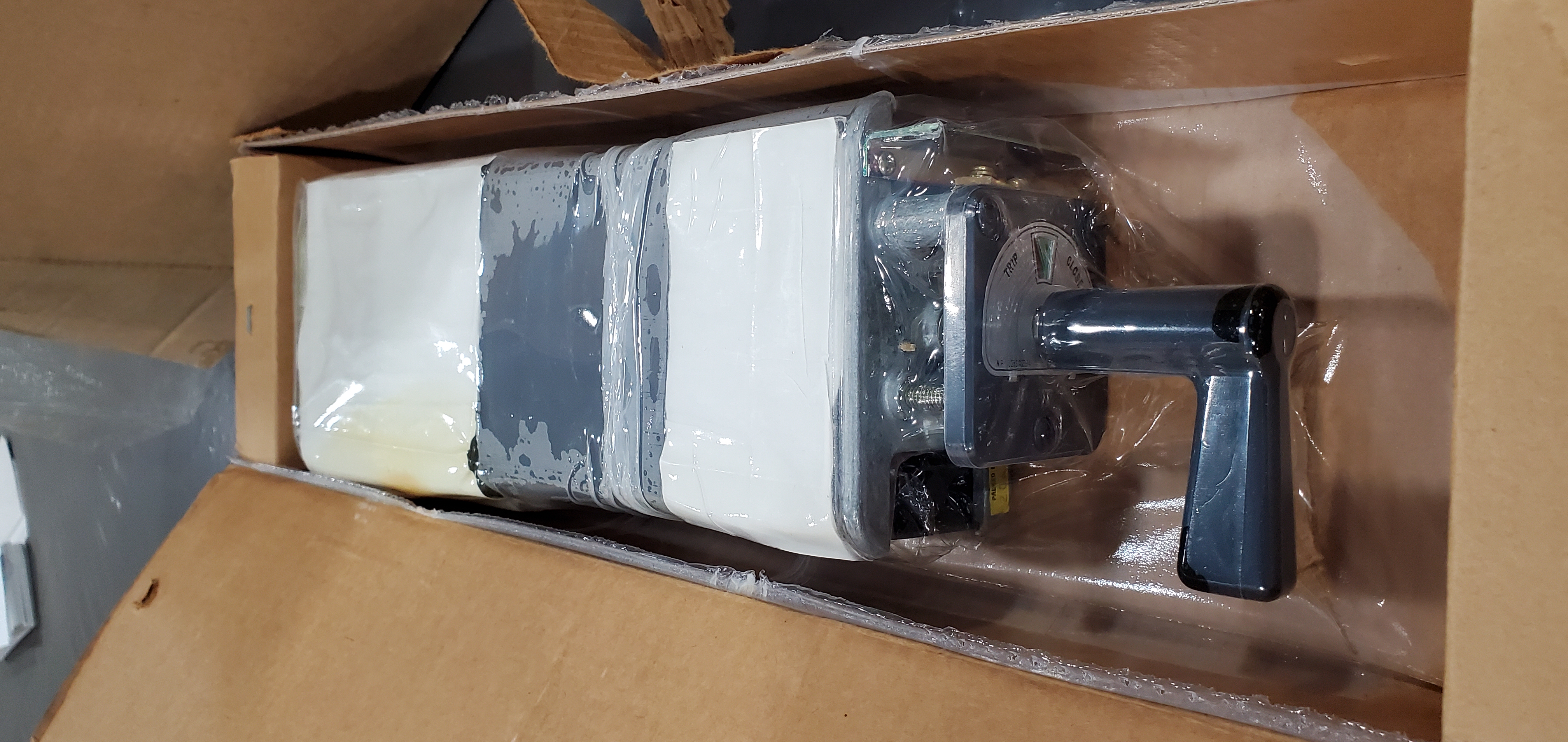 SWITCH, 6STG 124VDC RETURN SPR